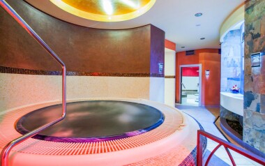 Gondjai eltűnnek a szállodai wellnessben, a Hotel Magnusban