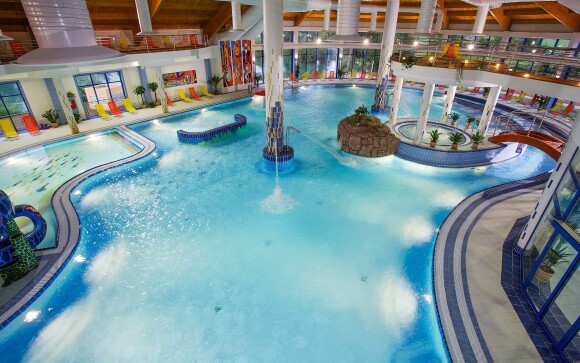 Termálvizes wellness, medence, Wellness hotel Patince